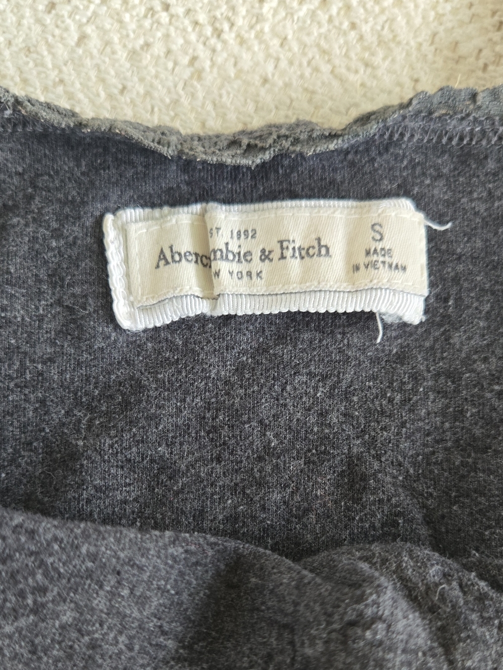 Vintage Y2K Abercrombie & Fitch 2000s Lace Bow Trim Fitted Cami Fairy Tank Top S - Picture 9 of 14